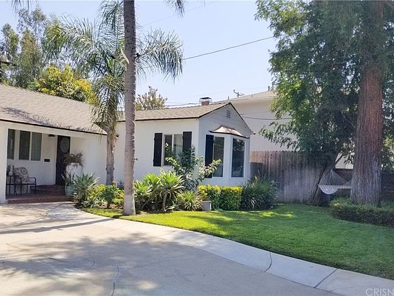 2nd image of 4418 Bellflower Ave