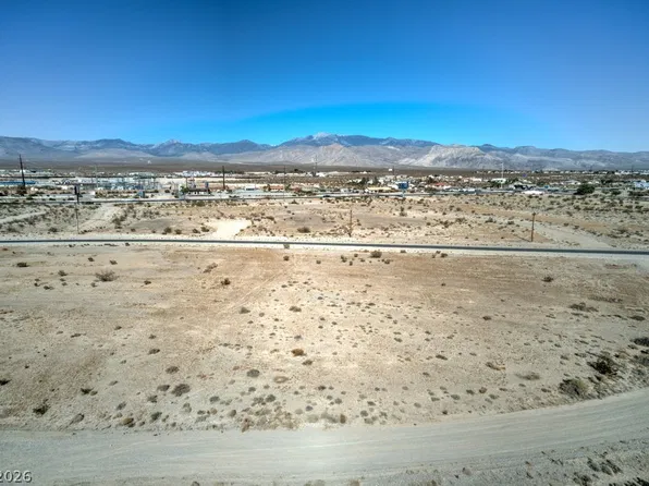 2140 E Jumping Fox St, Pahrump, NV 89048