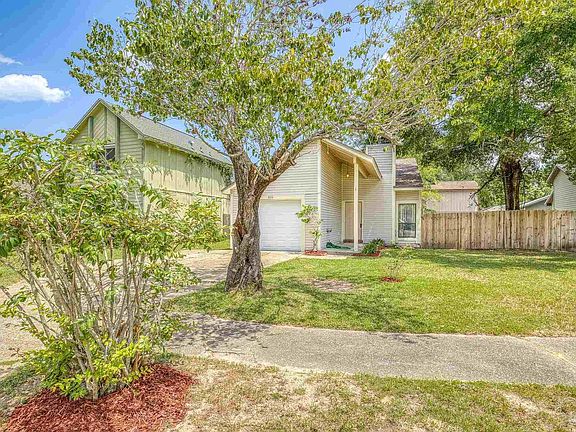 3rd image of 3010 Cedarwood Village Ln