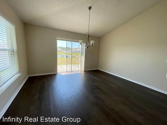 4th image of 108 Rockwood Way
