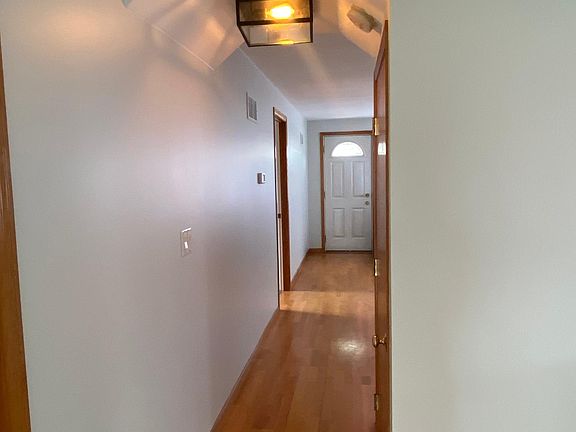 Walk-way from living room to the kitchen.