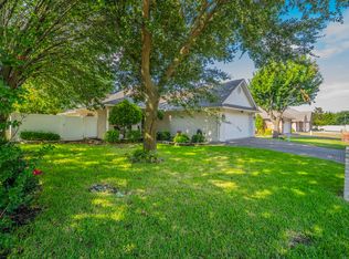 100 Sunglow Loop, Red Oak, TX 75154