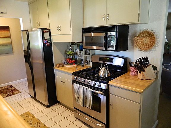 4th image of 9530 Glenside Ct