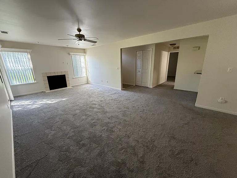 42933 Richmond Dr — Photo 10