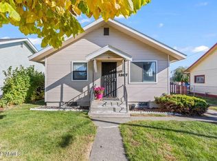 1307 S 8th St, Yakima, WA 98901