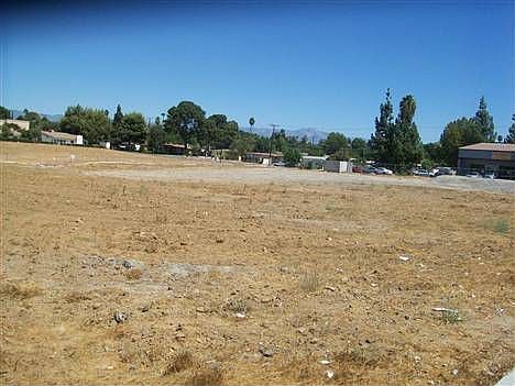 2nd image of 22254 Barton Rd