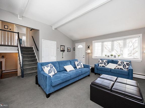 3rd image of 603 Brookhill Rd