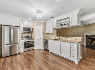 511 Springwood Dr, Conroe, TX 77385
