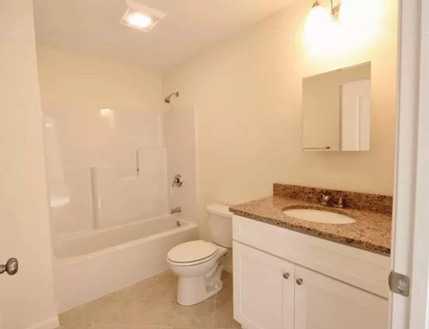 5 Rogers Way — Photo 2