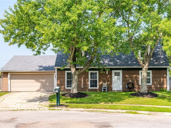 223 Habron Ct, New Lebanon, OH 45345