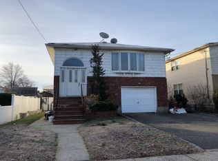 62 Cumberland Pl, Valley Stream, NY 11580