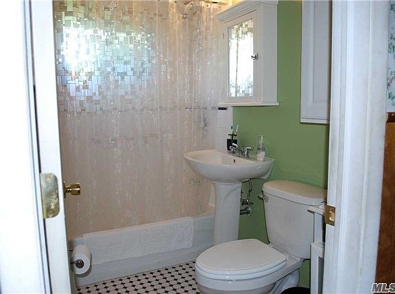 5th image of 274 Twin Ln E