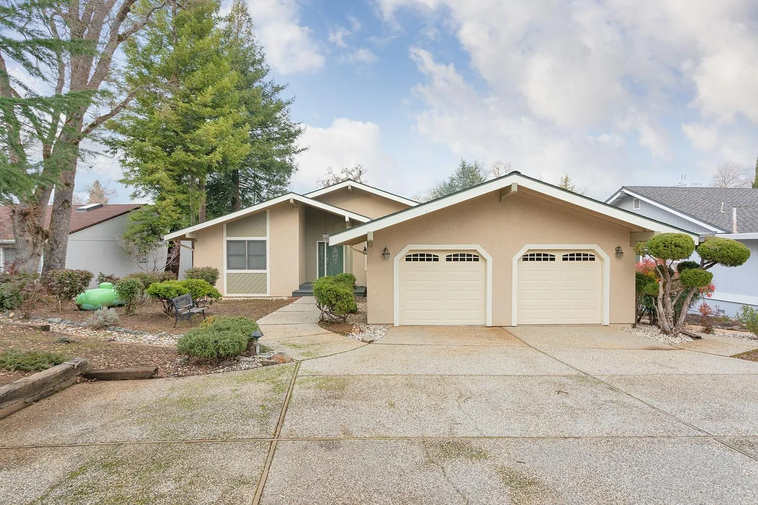 11916 Lake Wildwood Dr photo 1