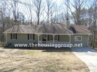 6657 Cambridge Dr, Rex, GA 30273