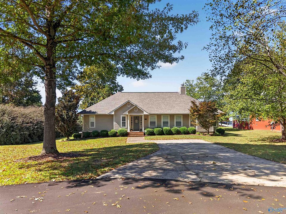 1st image of 266 Robert Davis Rd