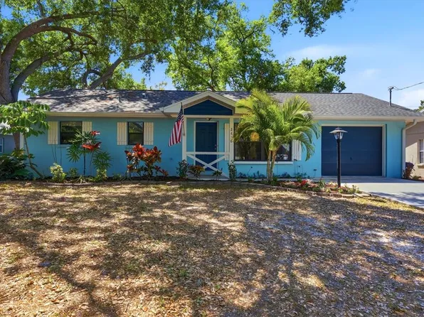 2456 Arden Dr, Sarasota, FL 34232