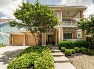 1012 Bell Manor Dr, Aubrey, TX 76227