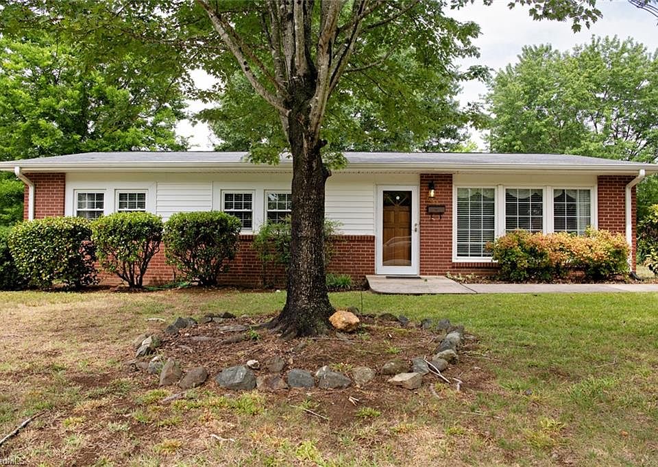1st image of 731 Oakgrove Dr