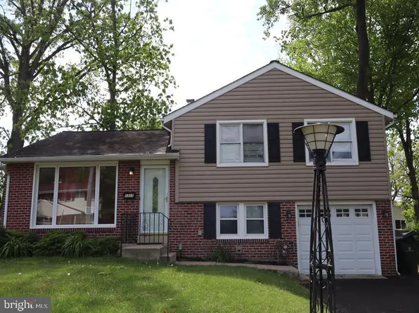 1317 Fitzwatertown Rd, Abington, PA 19001