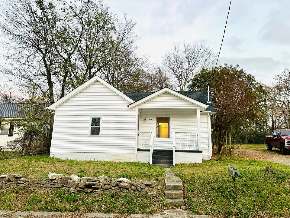 208 Hill St