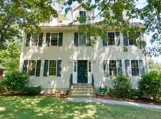 8 Olde Hillside Ave, Billerica, MA 01821
