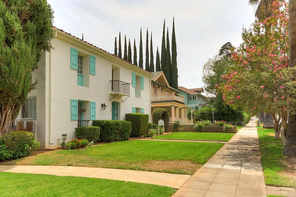 Building Photo - 331 Cajon St #J