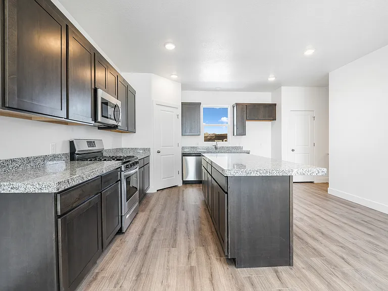 5248 N Folkstone Dr — Photo 14