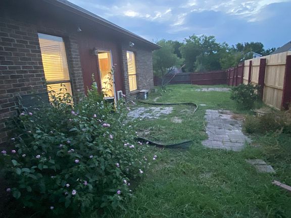 2nd image of 1007 Dandelion Dr