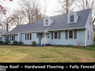 320 Oak Ave, Woodbury Heights, NJ