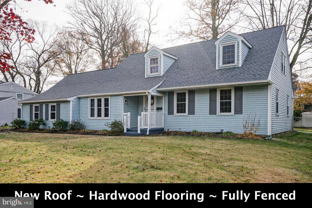 320 Oak Ave photo 1