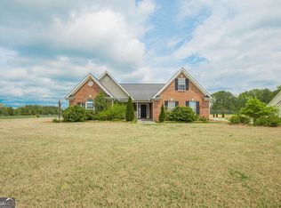 1813 Kristins Way, Loganville, GA 30052