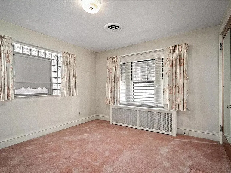 3835 Burgen Ave — Photo 8