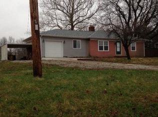 2620 E B Street Rd, Belleville, IL 62221