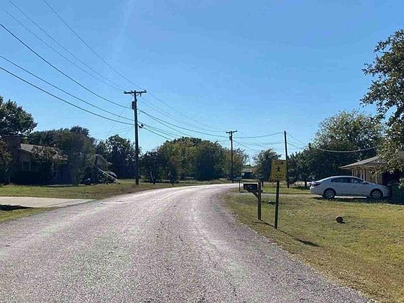 5th image of 136 Runaway Bay Dr