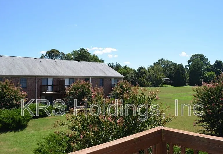 7746 Colonial Point Ln #28-B — Photo 2