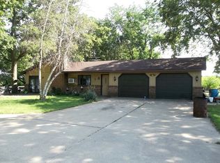 527 State Route 2, Dixon, IL 61021