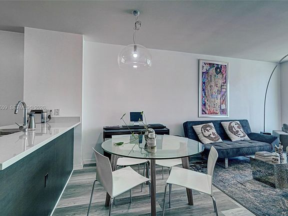 5th image of 500 Brickell Ave APT 4004