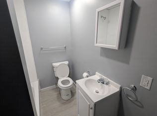 414 W Blue Mountain Rd #C, Anniston, AL 36201