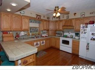 350 Oak St, Duncan Falls, OH 43734