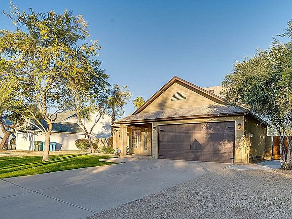 4th image of 14825 N 49th Way