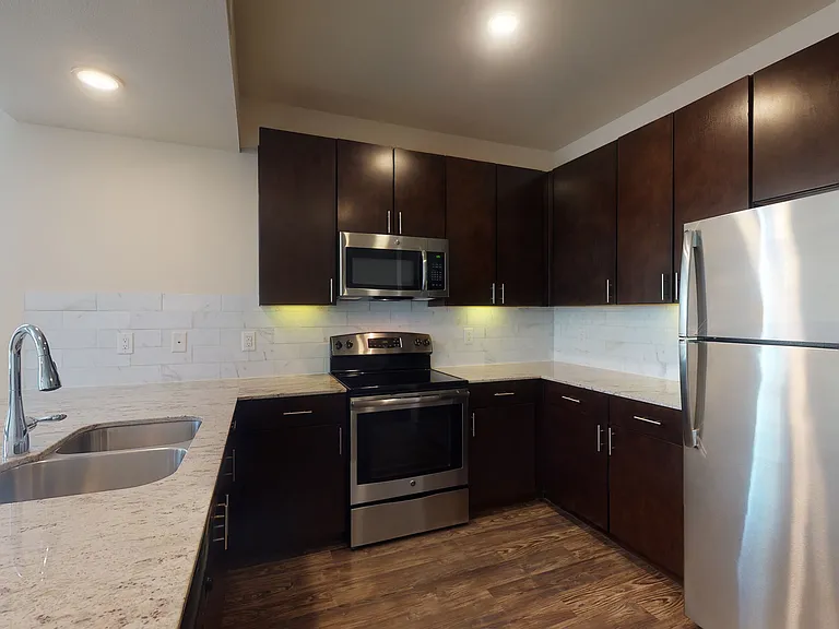 The District At Cypress Waters - Parson's Green — Photo 976