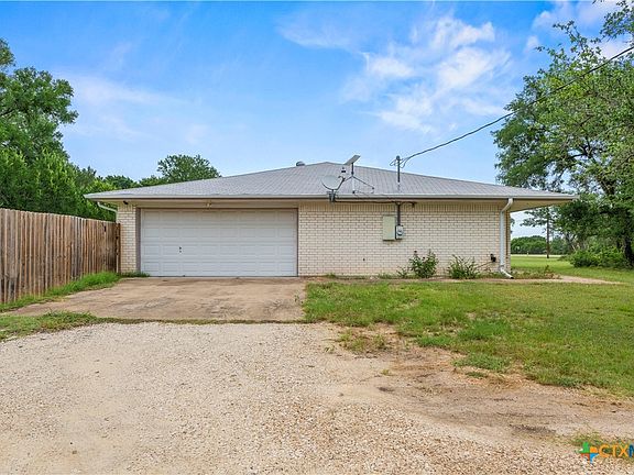 3rd image of 8827 E Highway 190