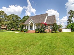 360 Toliver Lake Rd, Manchester, TN 37355