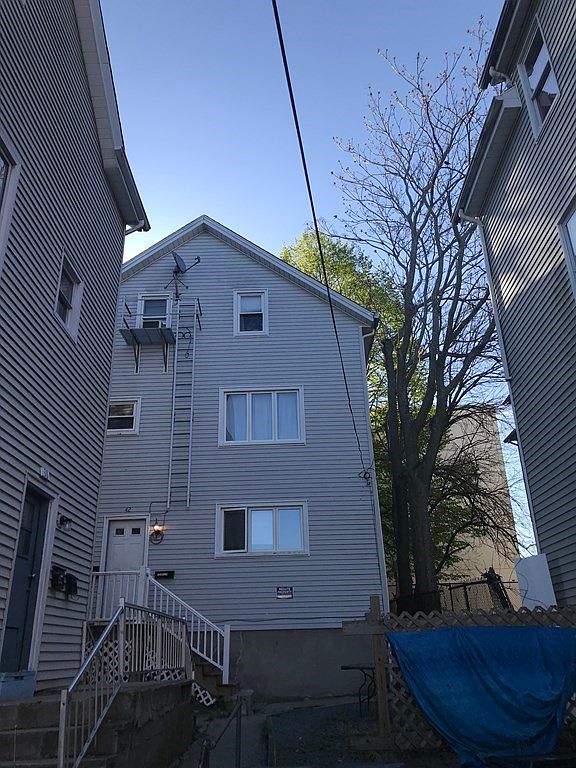 42 Rocliffe St, Fall River, MA 02723 | Zillow