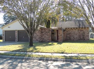 1409 Pine Ln, Pt Neches, TX 77651