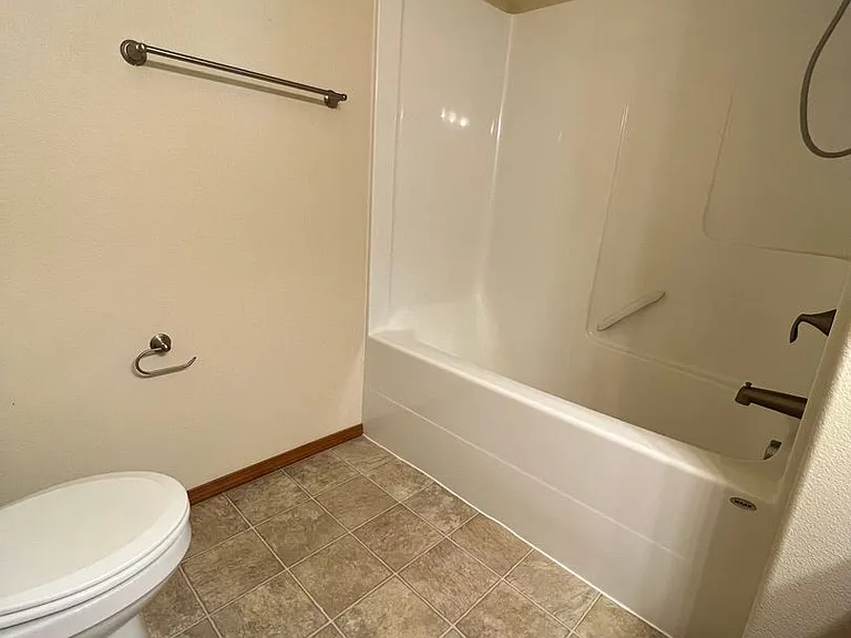 417 SW Pemberly Loop — Photo 16