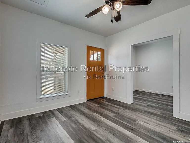 611 Rochambeau St — Photo 6