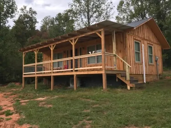96 Morgan Dr, Clayton, GA 30525