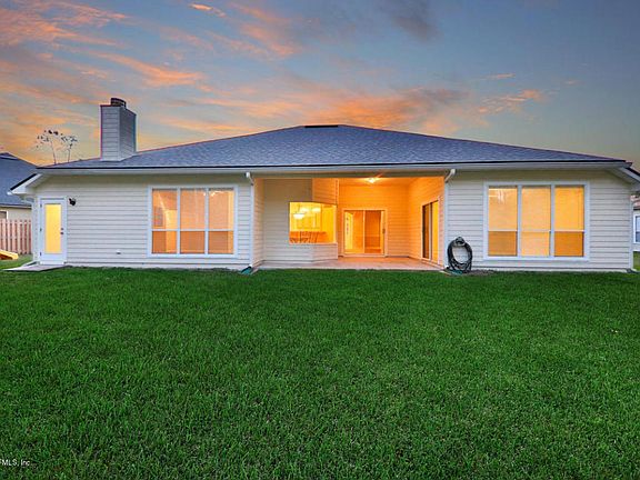 2nd image of 8931 Canopy Oaks Dr