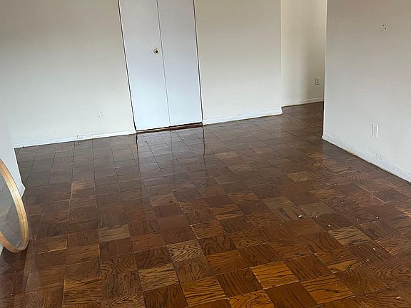 5th image of 3825 Parsons Blvd APT 7F